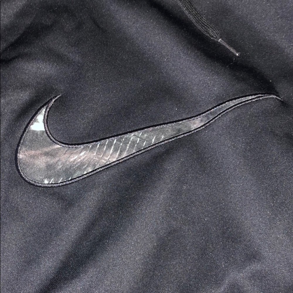 Nike Dri-Fit Pull Over Hoodie size Large
